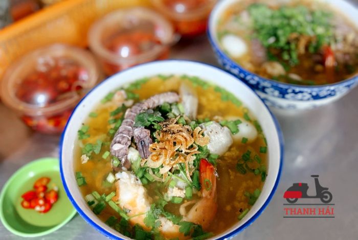 List 7 quán bánh canh bề bề Vũng Tàu ngon quên lối về