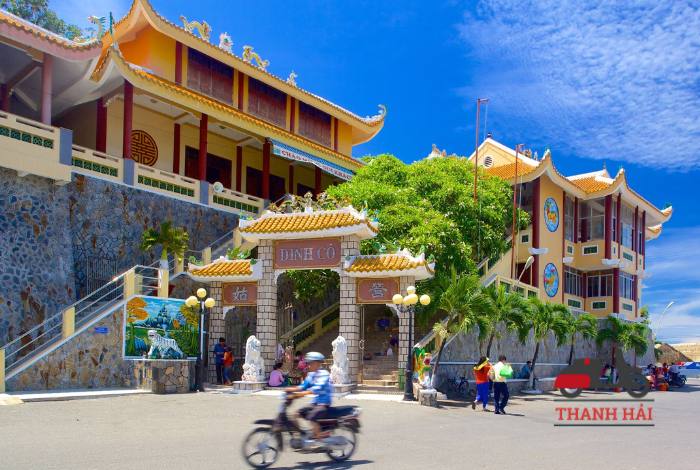 Khám phá Dinh Cô Vũng Tàu với nhiều phần lễ hội đặc sắc